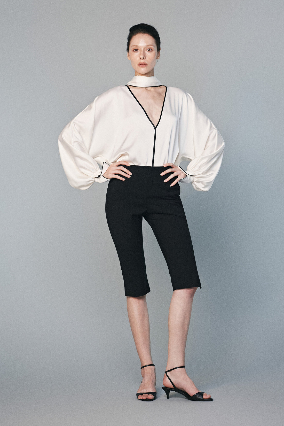 Sleek Capri Pants | 02-sleek-capri-pants