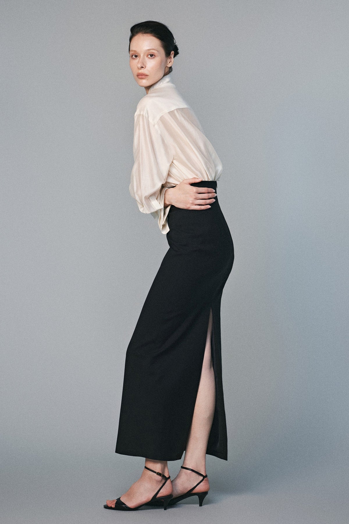 Sobre Pleated Blouse | 05-sobre-pleated-blouse