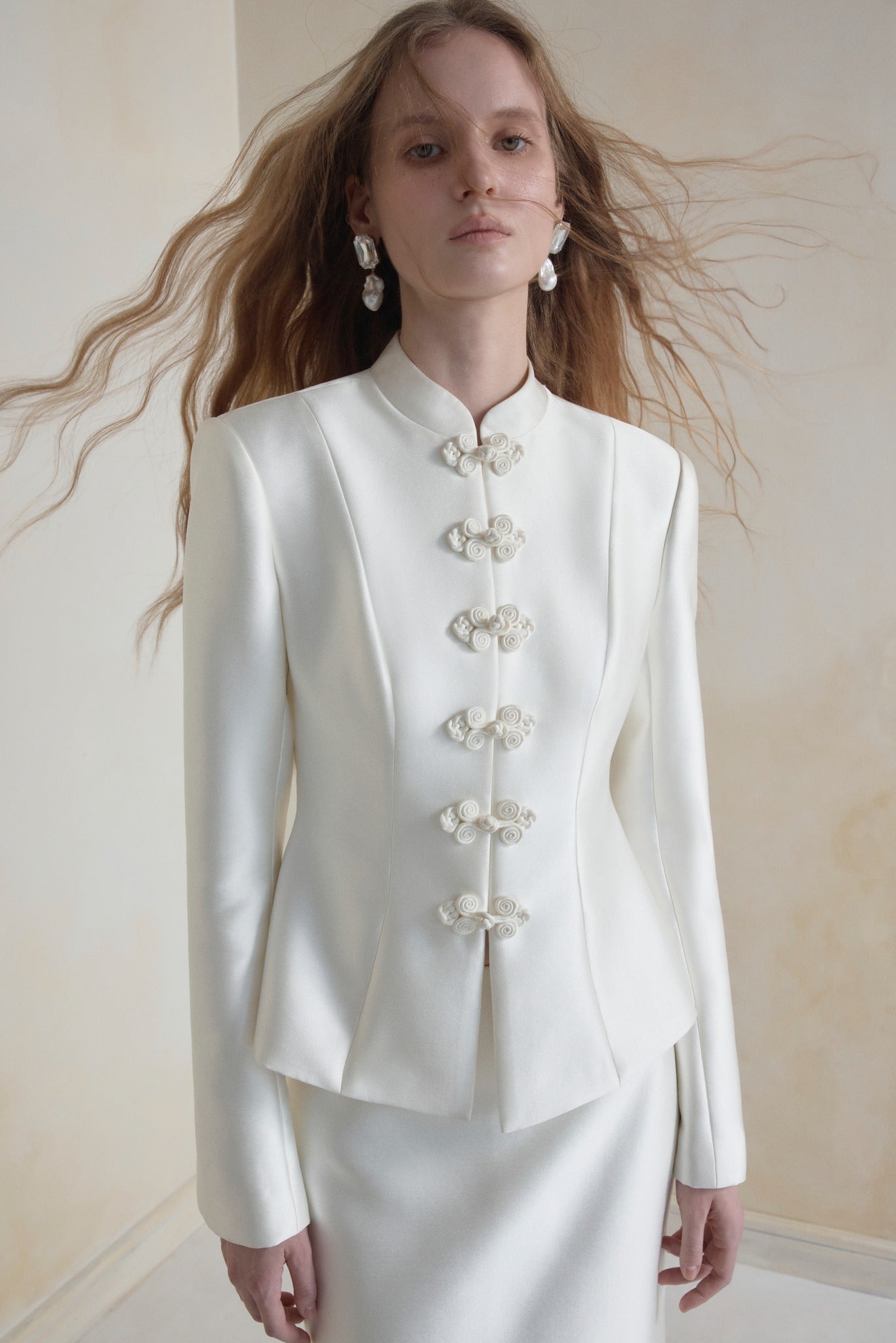 Silhouette Jacket - Cream White